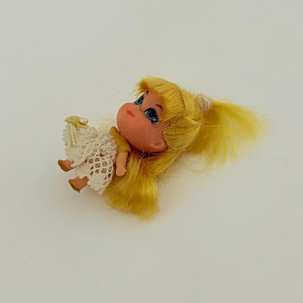 Vintage Mattel LIDDLE KIDDLES Honeysuckle Style 3704 Kiddle Kologne Doll 1968 2